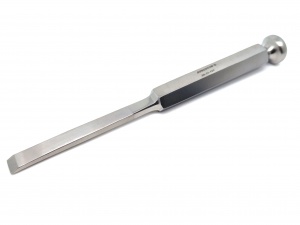 Долото хирургическое с 6-ти гранной ручкой плоское с односторонней заточкой, 10 мм